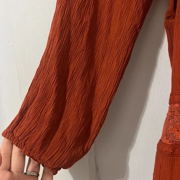 American Eagle Long Sleeve Top - Picture 4 of 6